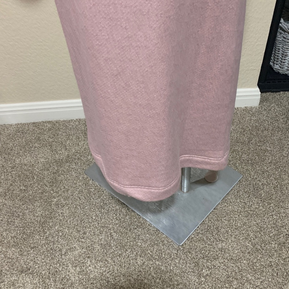 LMT: Free People Milley Co-Ord Open Back Pink Sweater and Skirt Set - Picture 11 of 16